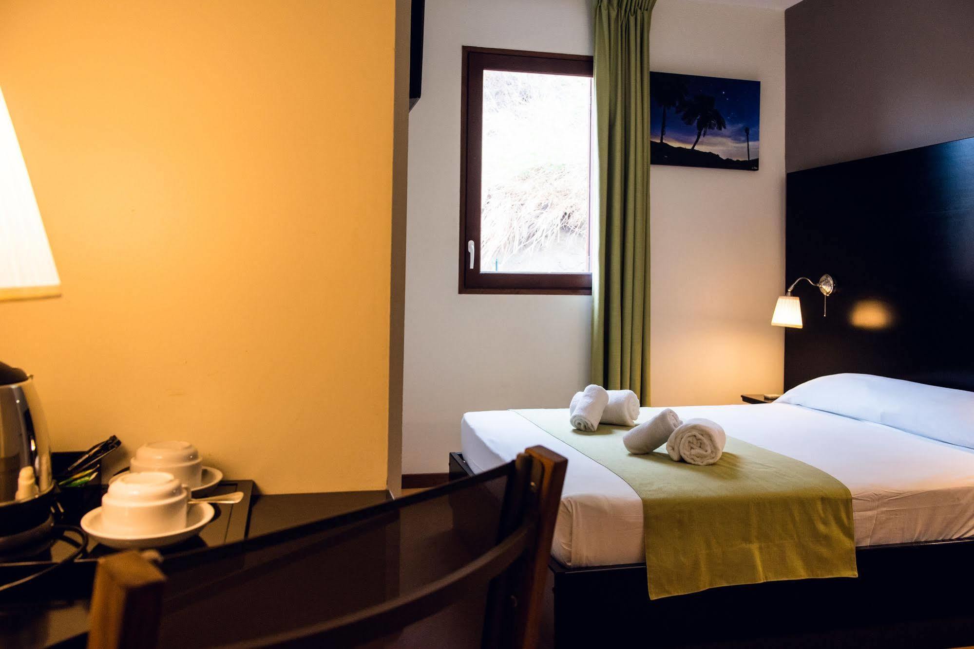 Tama Hotel Saint-Gilles-les Bains Luaran gambar